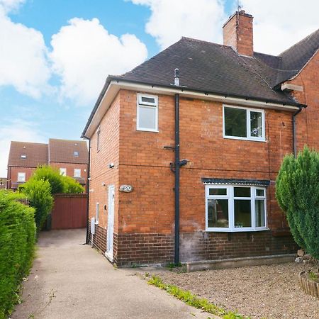 נוטינגהאם Alderton House - Spacious 3 Bed With Parking מראה חיצוני תמונה